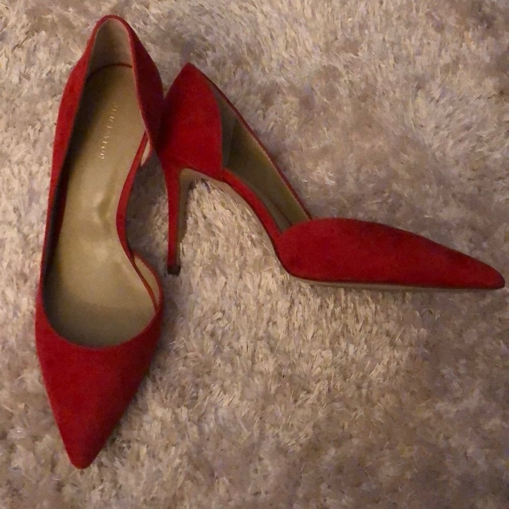 Pumps - Picture 2 of 5